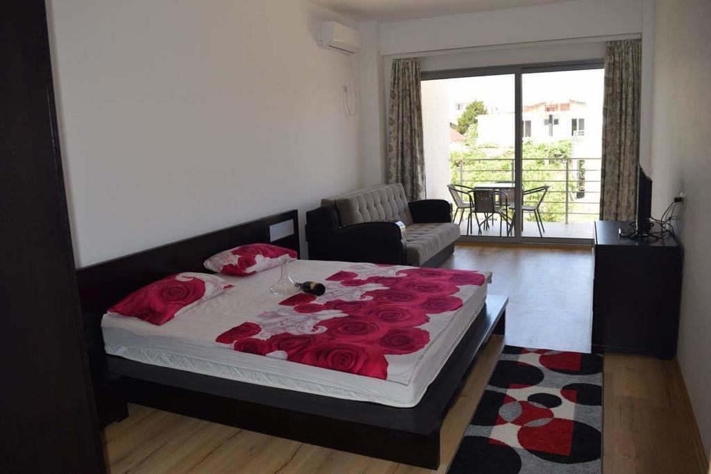 Leli Apartments Ulcinj Exteriör bild
