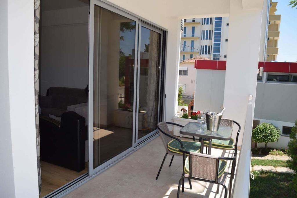 Leli Apartments Ulcinj Exteriör bild